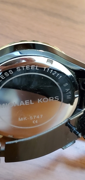 Michael Kors Black ceramic watch -limited ed. Pave - Picture 4 of 5